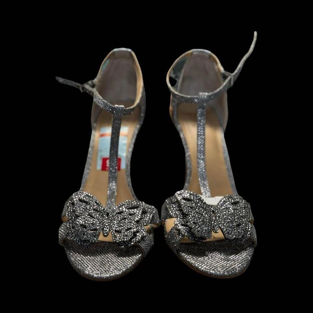 Macys INC Rainor Butterfly Pumps